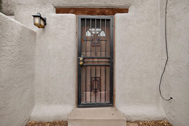 1205 Girard Boulevard NE, Albuquerque, NM 87106