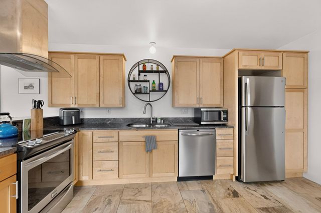 1205 Girard Boulevard NE, Albuquerque, NM 87106