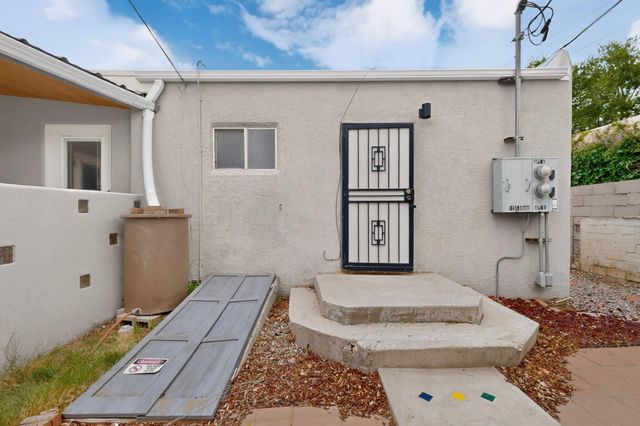 1205 Girard Boulevard NE, Albuquerque, NM 87106