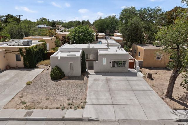 1205 Girard Boulevard NE, Albuquerque, NM 87106