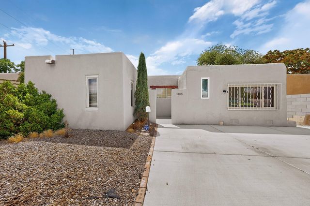 1205 Girard Boulevard NE, Albuquerque, NM 87106