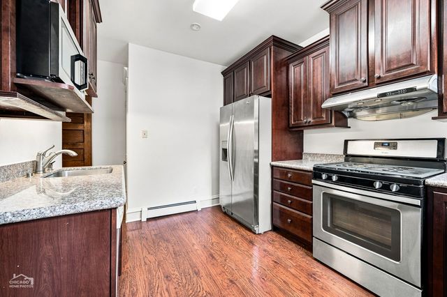 5402 S UNIVERSITY Avenue, Chicago, IL 60615