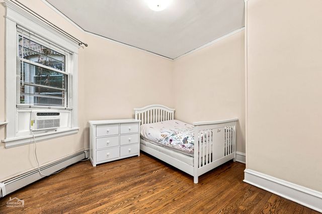 5402 S UNIVERSITY Avenue, Chicago, IL 60615