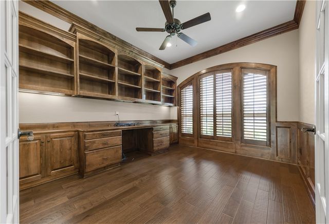 4018 Arboleda Drive, College Station, TX 77845