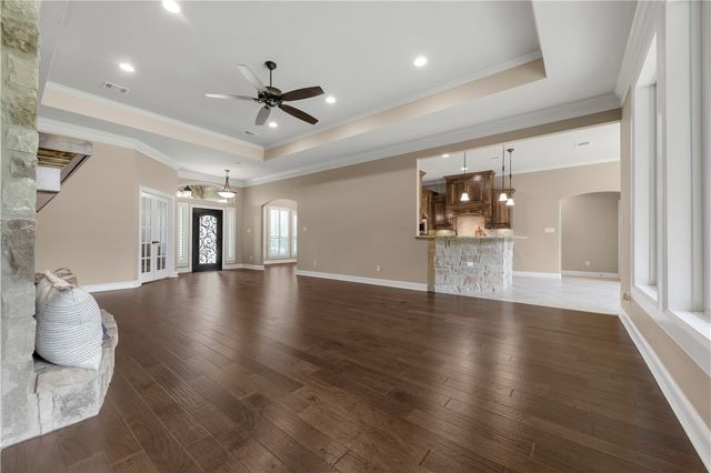 4018 Arboleda Drive, College Station, TX 77845
