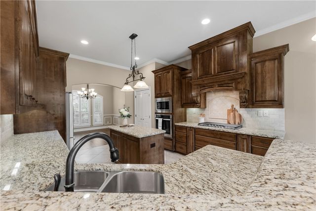 4018 Arboleda Drive, College Station, TX 77845