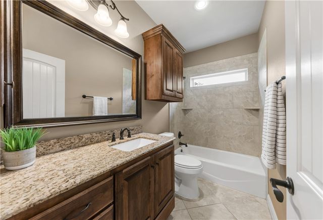 4018 Arboleda Drive, College Station, TX 77845