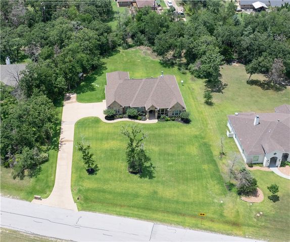 4018 Arboleda Drive, College Station, TX 77845