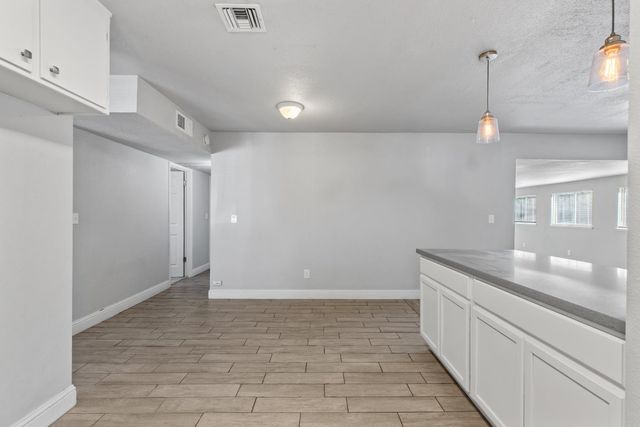 2525 Orwell Ct, Modesto, CA 95354