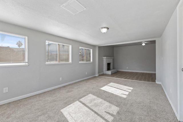 2525 Orwell Ct, Modesto, CA 95354