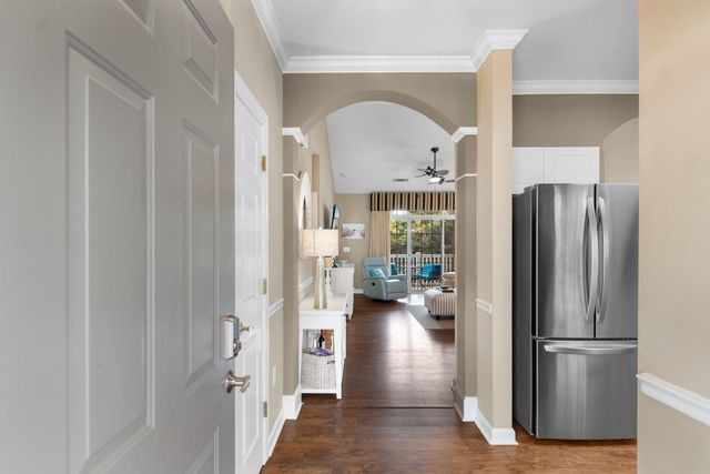 5750 Oyster Catcher Dr Unit 832, North Myrtle Beach, SC 29582