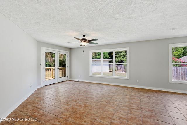 728 Colonial Circle, Jackson, MS 39211