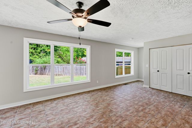 728 Colonial Circle, Jackson, MS 39211