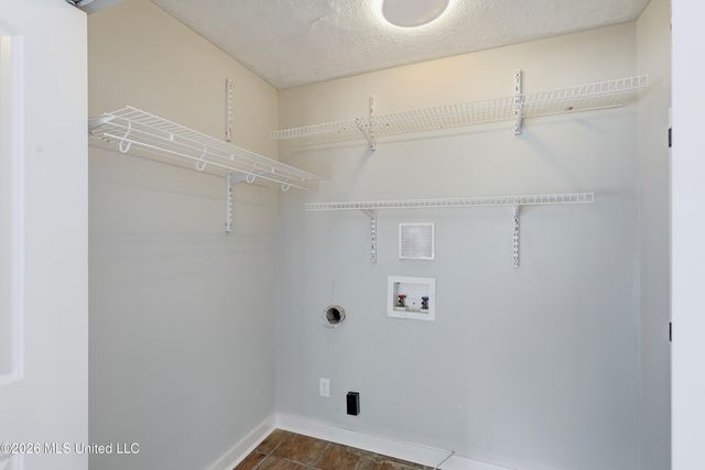 728 Colonial Circle, Jackson, MS 39211