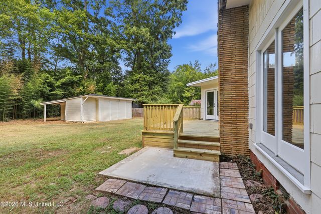 728 Colonial Circle, Jackson, MS 39211