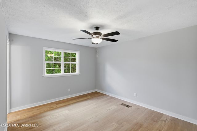 728 Colonial Circle, Jackson, MS 39211