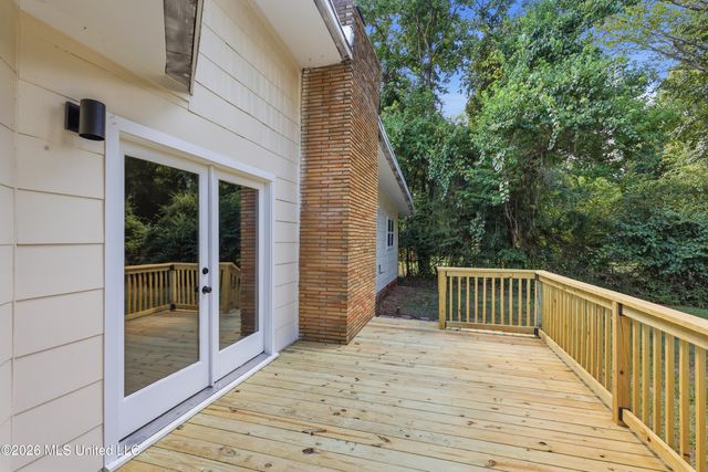 728 Colonial Circle, Jackson, MS 39211
