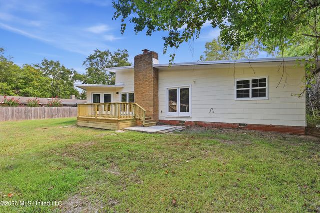 728 Colonial Circle, Jackson, MS 39211