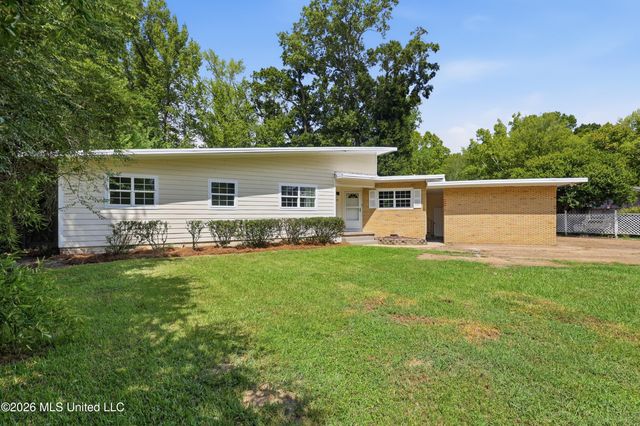 728 Colonial Circle, Jackson, MS 39211