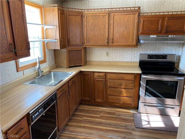 16870 Avon Belden Road, Grafton, OH 44044