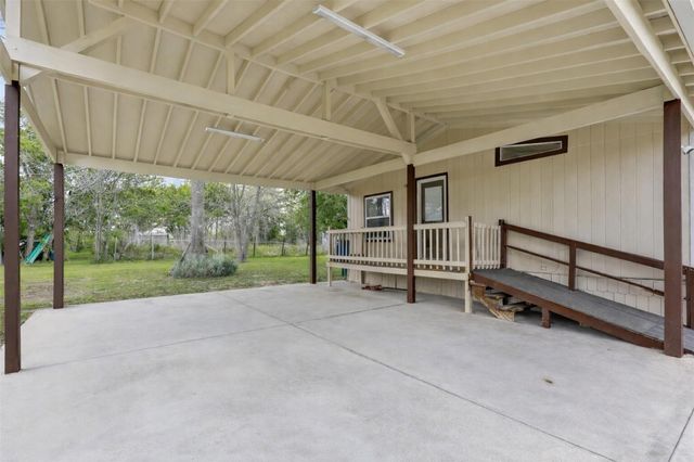 368 County Road 4891, Dayton, TX 77535