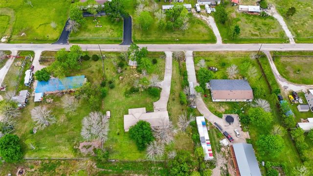 368 County Road 4891, Dayton, TX 77535