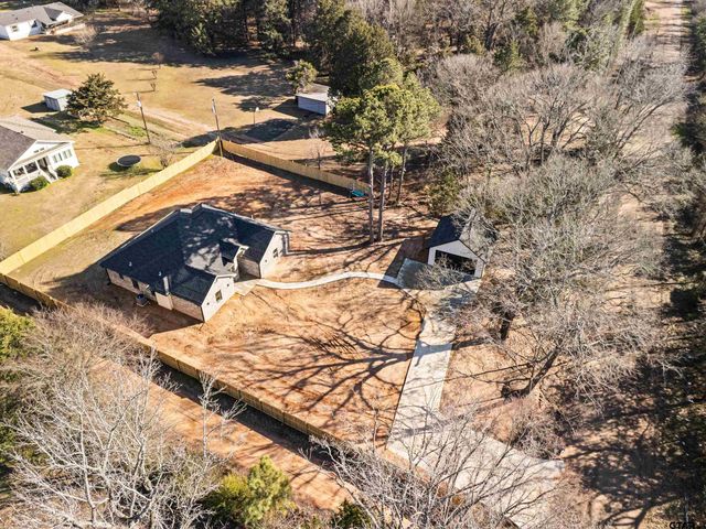 21019 C R 116 (Cedar Ln), Tyler, TX 75703
