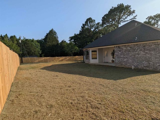 21019 C R 116 (Cedar Ln), Tyler, TX 75703