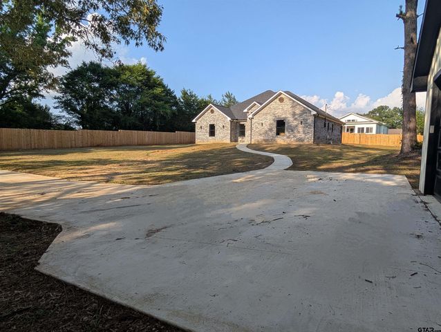 21019 C R 116 (Cedar Ln), Tyler, TX 75703