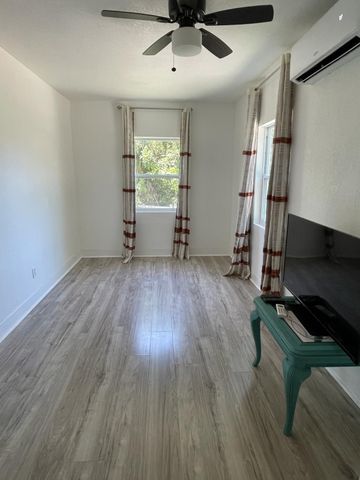 1706 N 15th Street, Fort Pierce, FL 34950