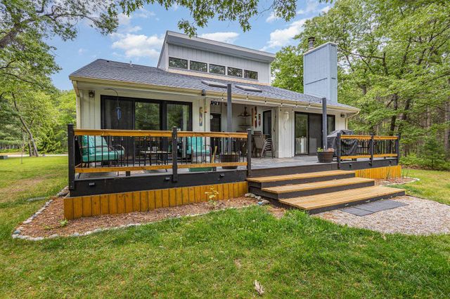 4738 Willowbend Road, Oscoda, MI 48750