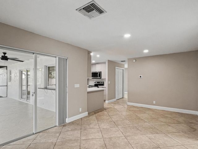 12129 Stratford Street, Wellington, FL 33414