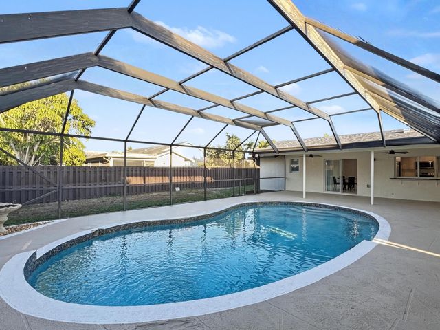 12129 Stratford Street, Wellington, FL 33414