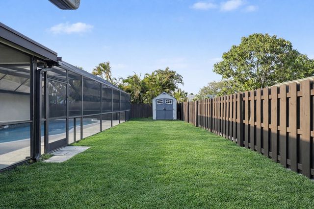 12129 Stratford Street, Wellington, FL 33414