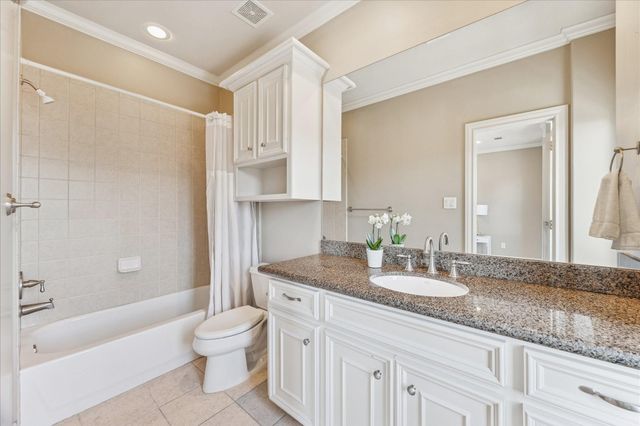 1712 Mcduffie Street, Houston, TX 77019