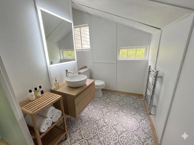 321 Route 123 N, Stoddard, NH 03464