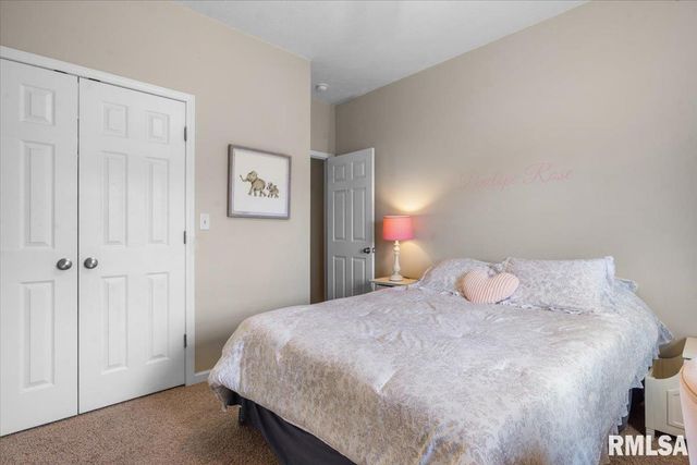 416 Fox Glove Crest, Chatham, IL 62629