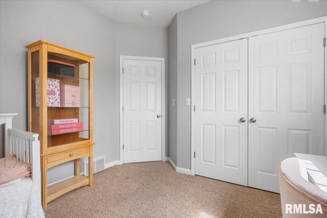 416 Fox Glove Crest, Chatham, IL 62629