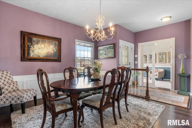 416 Fox Glove Crest, Chatham, IL 62629