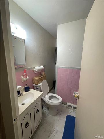 8552 Church Road, St Louis, MO 63147