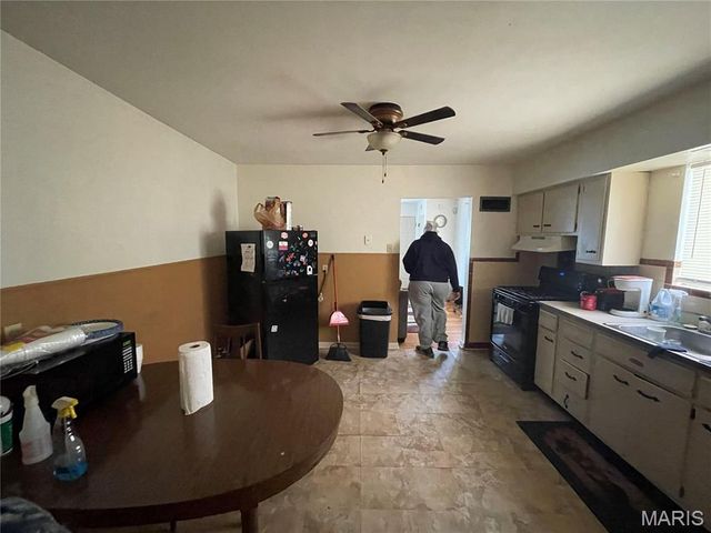 8552 Church Road, St Louis, MO 63147