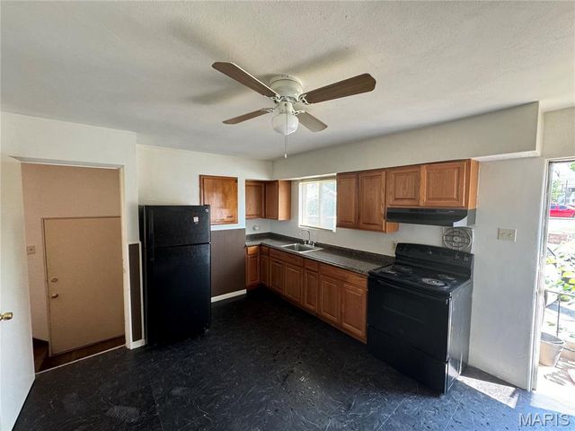 8552 Church Road, St Louis, MO 63147