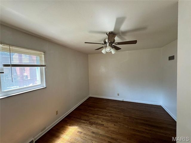 8552 Church Road, St Louis, MO 63147