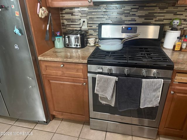 485 Saint Thomas Drive, Toms River, NJ 08757