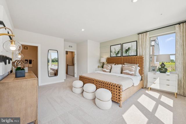 14128 SLATE ST, Woodbridge, VA 22193