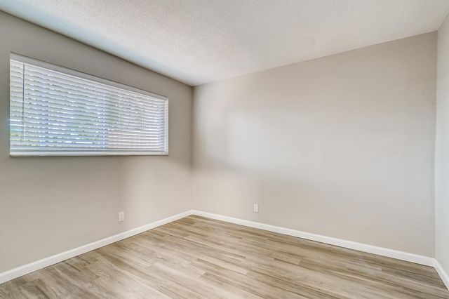 1720 NE 8th Avenue, Fort Lauderdale, FL 33305