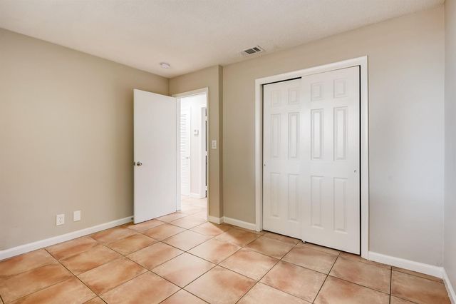 1720 NE 8th Avenue, Fort Lauderdale, FL 33305