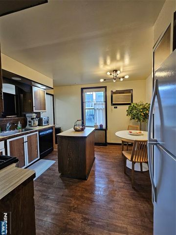 24 54th Street, Bayonne, NJ 07002