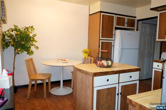 24 54th Street, Bayonne, NJ 07002