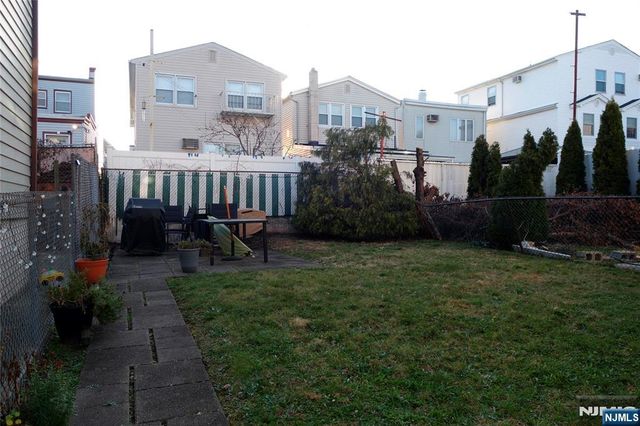 24 54th Street, Bayonne, NJ 07002
